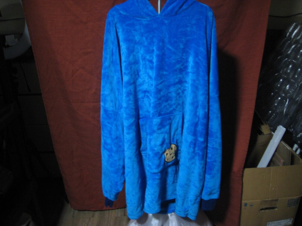 Sesame Street Cookie Monster Oversized Wearable Blanket Hoodie Snuggie OSFM Blue